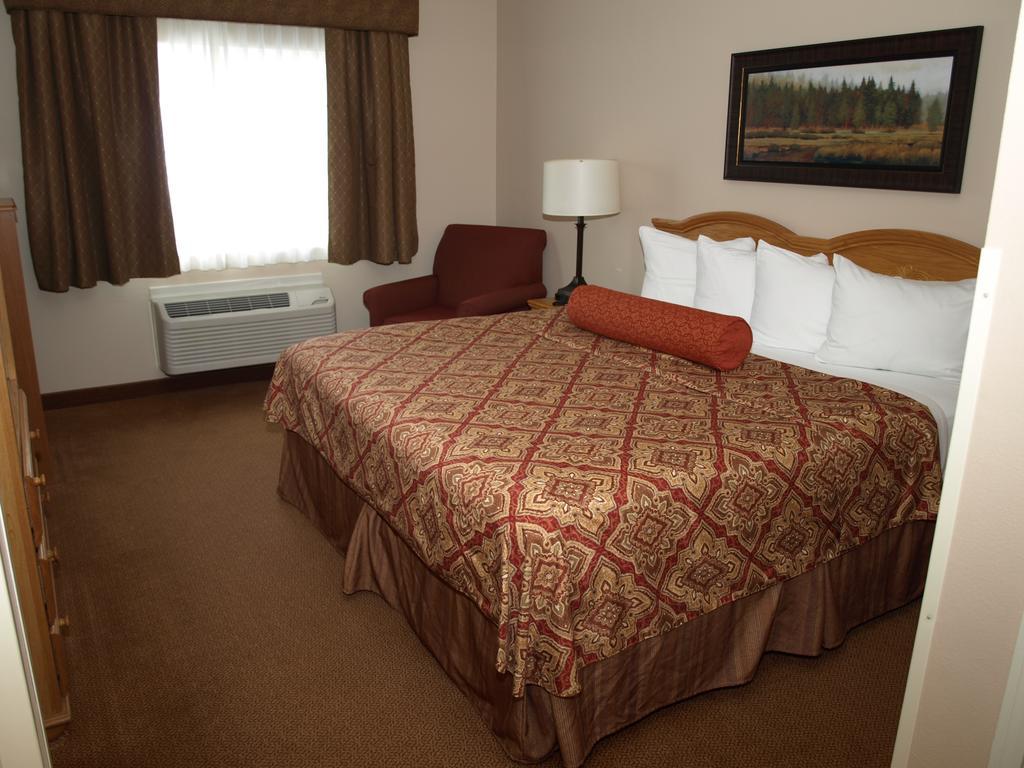 Savanna Inn & Suites Kamer foto