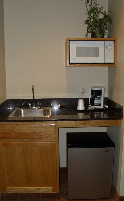 Savanna Inn & Suites Kamer foto